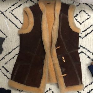 Vintage 70s genuine Sherpa and suede vest!